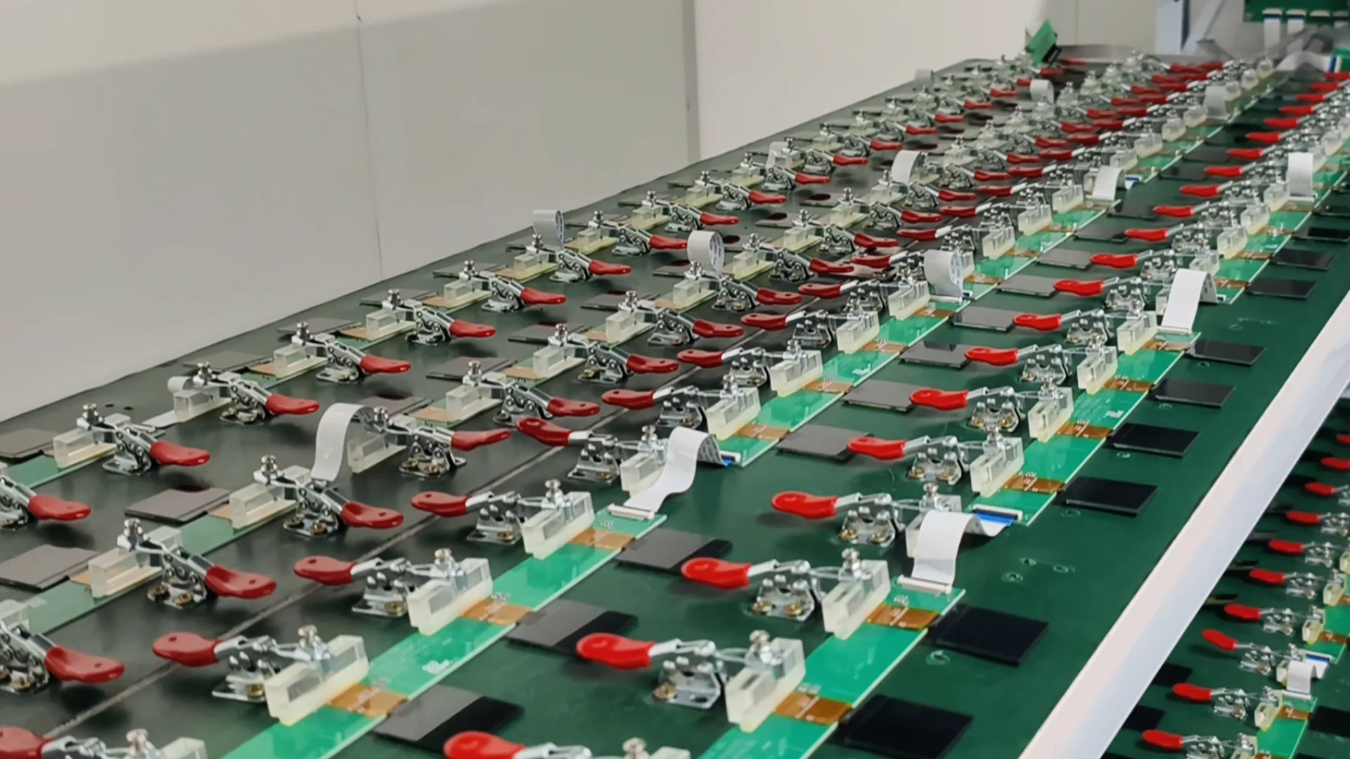 Przewodnik projektowania temperatury otoczenia TFT: profesjonalne porady od CNK Electronics